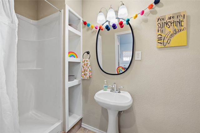 6106 Peninsula Circle, Athens, TX 75752