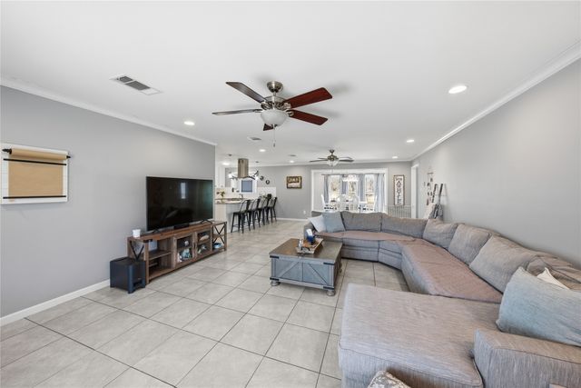 6106 Peninsula Circle, Athens, TX 75752