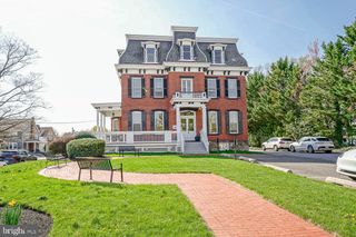 10 W MAIN ST, Moorestown, NJ 08057