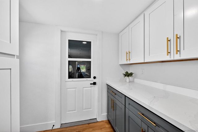 2546 MARATHON DR, San Diego, CA 92123