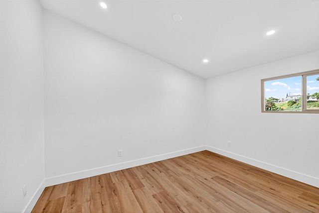 2546 MARATHON DR, San Diego, CA 92123