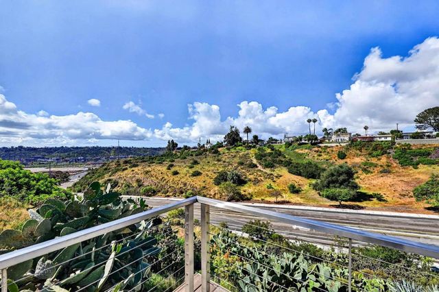 2546 MARATHON DR, San Diego, CA 92123