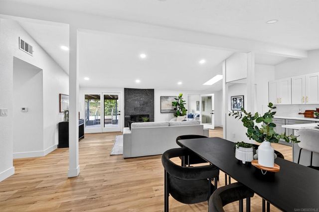 2546 MARATHON DR, San Diego, CA 92123