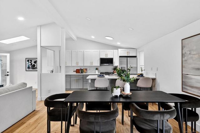 2546 MARATHON DR, San Diego, CA 92123