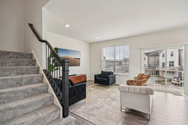 1077 Moraine Drive, South Elgin, IL 60177