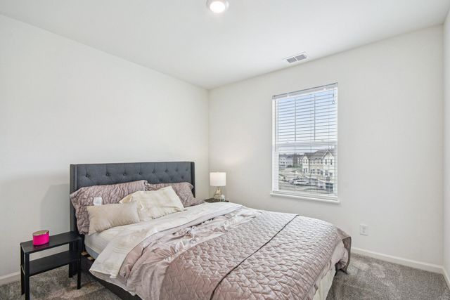 1077 Moraine Drive, South Elgin, IL 60177