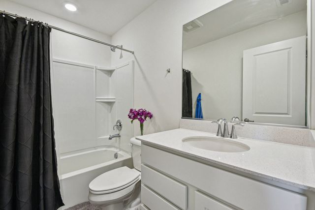 1077 Moraine Drive, South Elgin, IL 60177