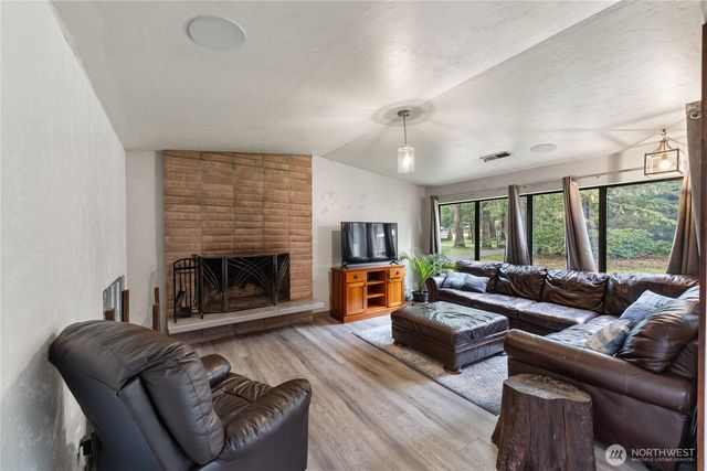 29817 South Skagit Highway, Sedro Woolley, WA 98284