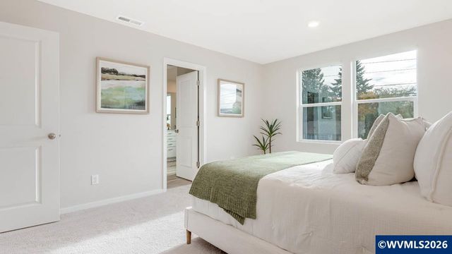 4938 Stella St NE, Salem, OR 97301