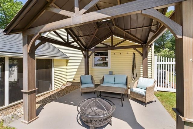 472 Potter Rd., Framingham, MA 01701