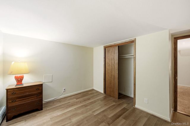 71 Parkway Drive, Syosset, NY 11791