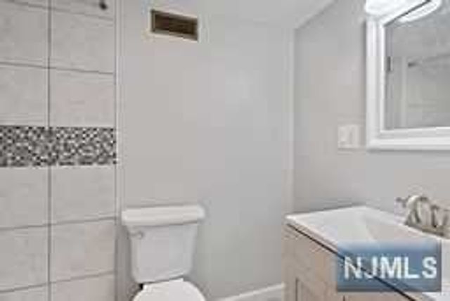 371 Parker Avenue, Hackensack, NJ 07601