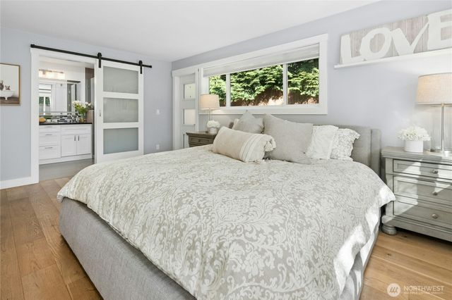 3016 106th Avenue SE, Bellevue, WA 98004