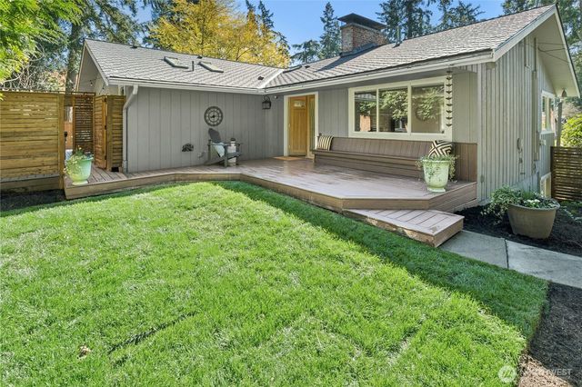 3016 106th Avenue SE, Bellevue, WA 98004