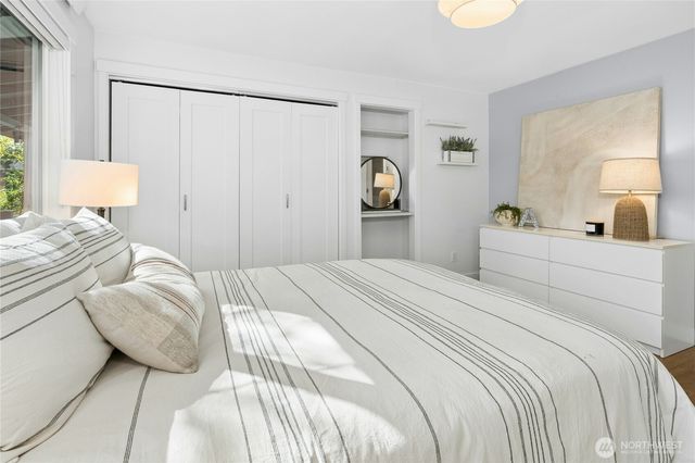 3016 106th Avenue SE, Bellevue, WA 98004