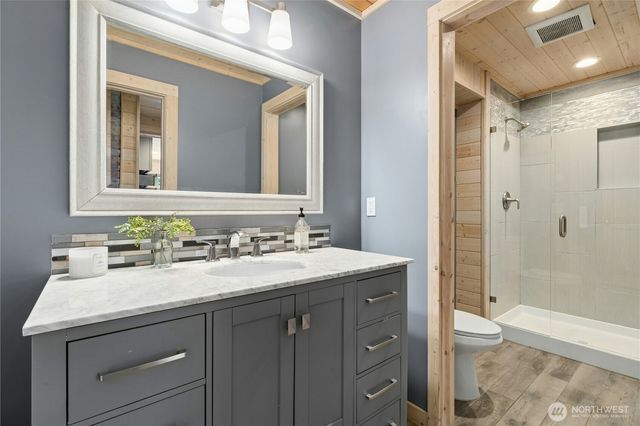 3016 106th Avenue SE, Bellevue, WA 98004