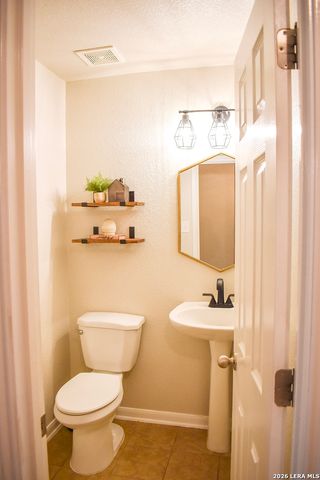 5602 Southern Oaks, San Antonio, TX 78261