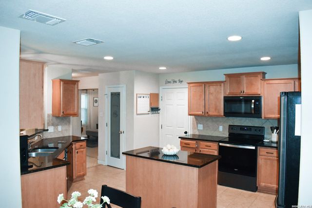 5602 Southern Oaks, San Antonio, TX 78261