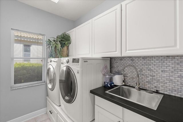 10207 ARBOR SIDE DRIVE, Tampa, FL 33647