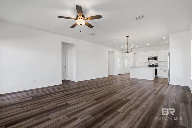 21533 Tawny Loop, Robertsdale, AL 36567