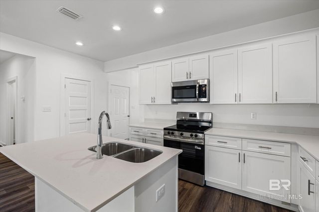 21533 Tawny Loop, Robertsdale, AL 36567