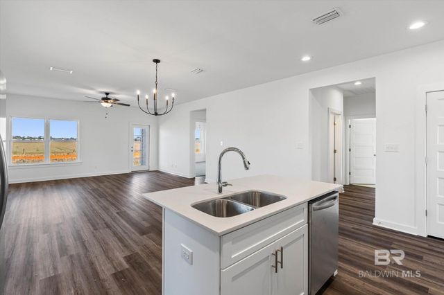 21533 Tawny Loop, Robertsdale, AL 36567