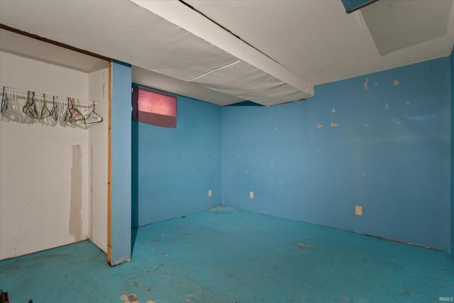 1222 E Beardsley Avenue, Elkhart, IN 46514