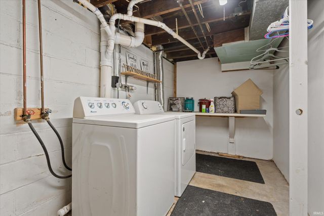 1222 E Beardsley Avenue, Elkhart, IN 46514