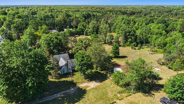 194 66th Street, South Haven, MI 49090