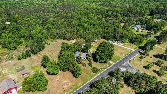 194 66th Street, South Haven, MI 49090