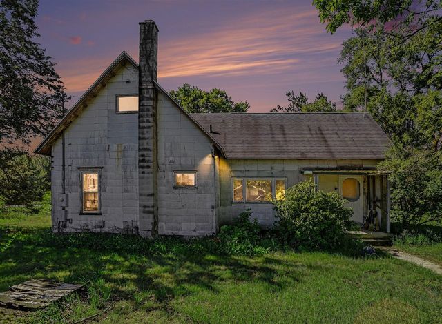 194 66th Street, South Haven, MI 49090