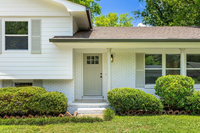 4305 Thunderbird Drive, Chattanooga, TN 37406