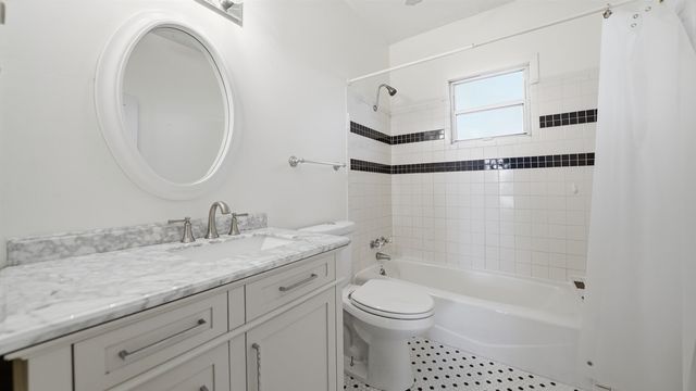 17 Aviles Dr, St Augustine, FL 32084