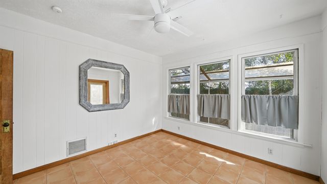 17 Aviles Dr, St Augustine, FL 32084