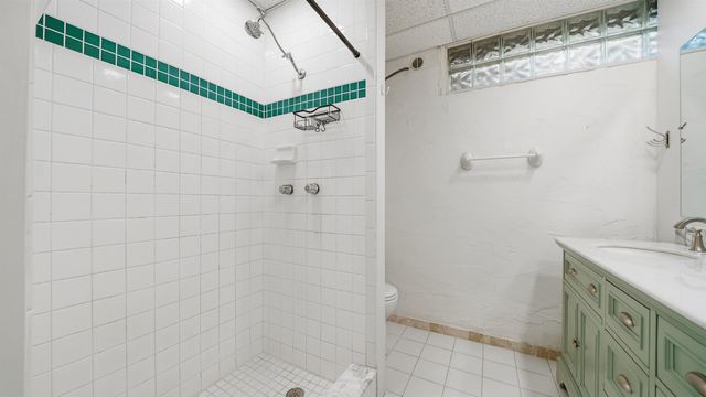 17 Aviles Dr, St Augustine, FL 32084