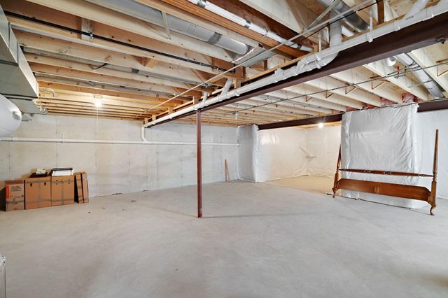 10671 Arbor Lane, St. John, IN 46373