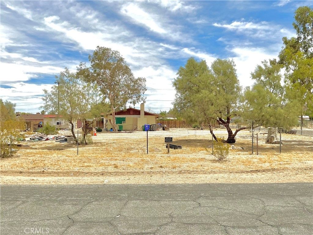 Image 20 of property listing at 72116 Sullivan, 29 Palms, CA 92277