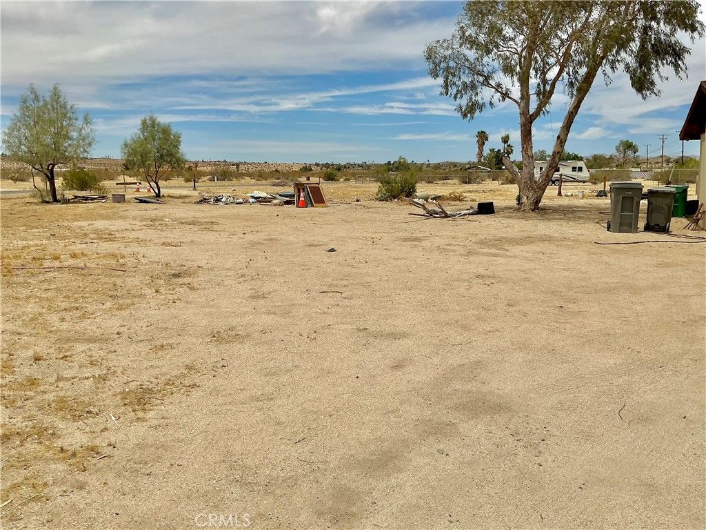 Image 21 of property listing at 72116 Sullivan, 29 Palms, CA 92277