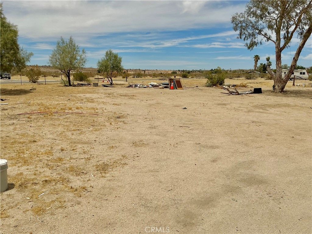 Image 23 of property listing at 72116 Sullivan, 29 Palms, CA 92277