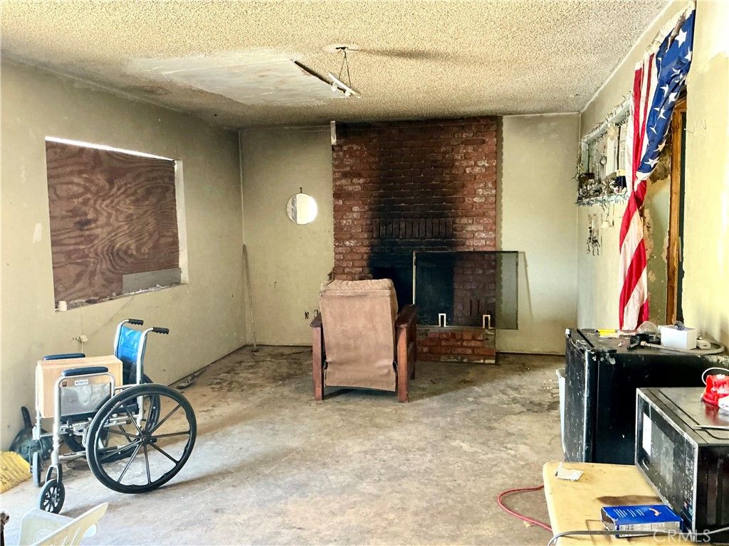Image 4 of property listing at 72116 Sullivan, 29 Palms, CA 92277