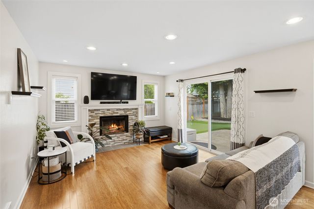 12111 51st Avenue SE, Everett, WA 98208