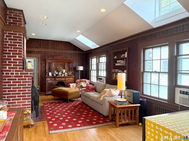 20 Norwalk Avenue, Westport, CT 06880