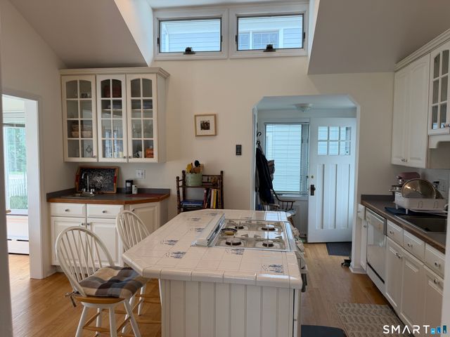 20 Norwalk Avenue, Westport, CT 06880