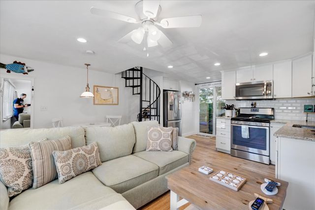 405 Lower County Road UNIT 6A, Harwich Port, MA 02646