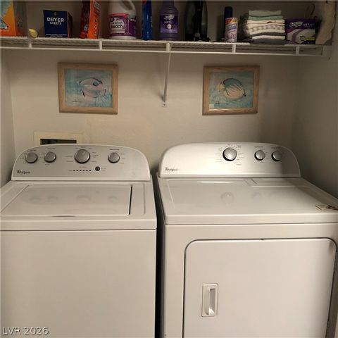 7803 Foxwood Place 4, Las Vegas, NV 89145