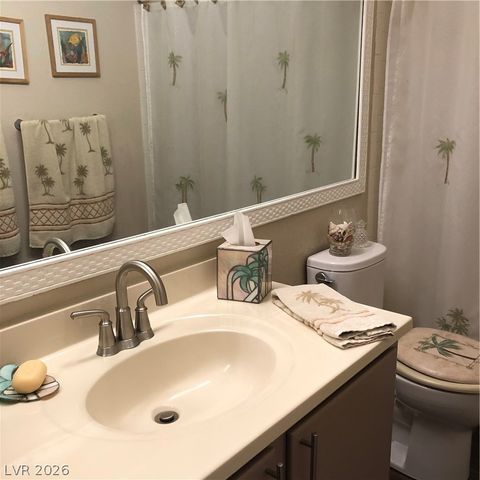 7803 Foxwood Place 4, Las Vegas, NV 89145