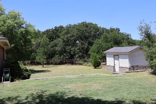 4315 Waples Road, Granbury, TX 76049