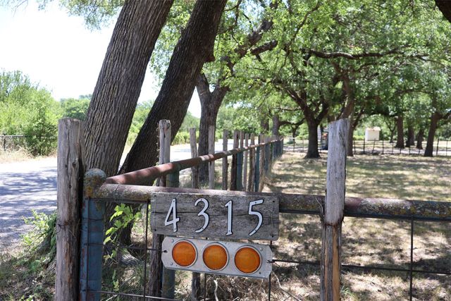 4315 Waples Road, Granbury, TX 76049