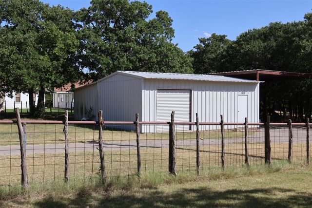 4315 Waples Road, Granbury, TX 76049