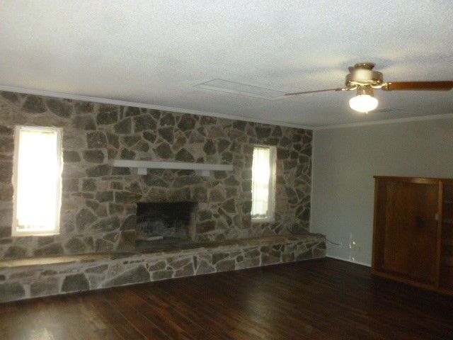 4315 Waples Road, Granbury, TX 76049
